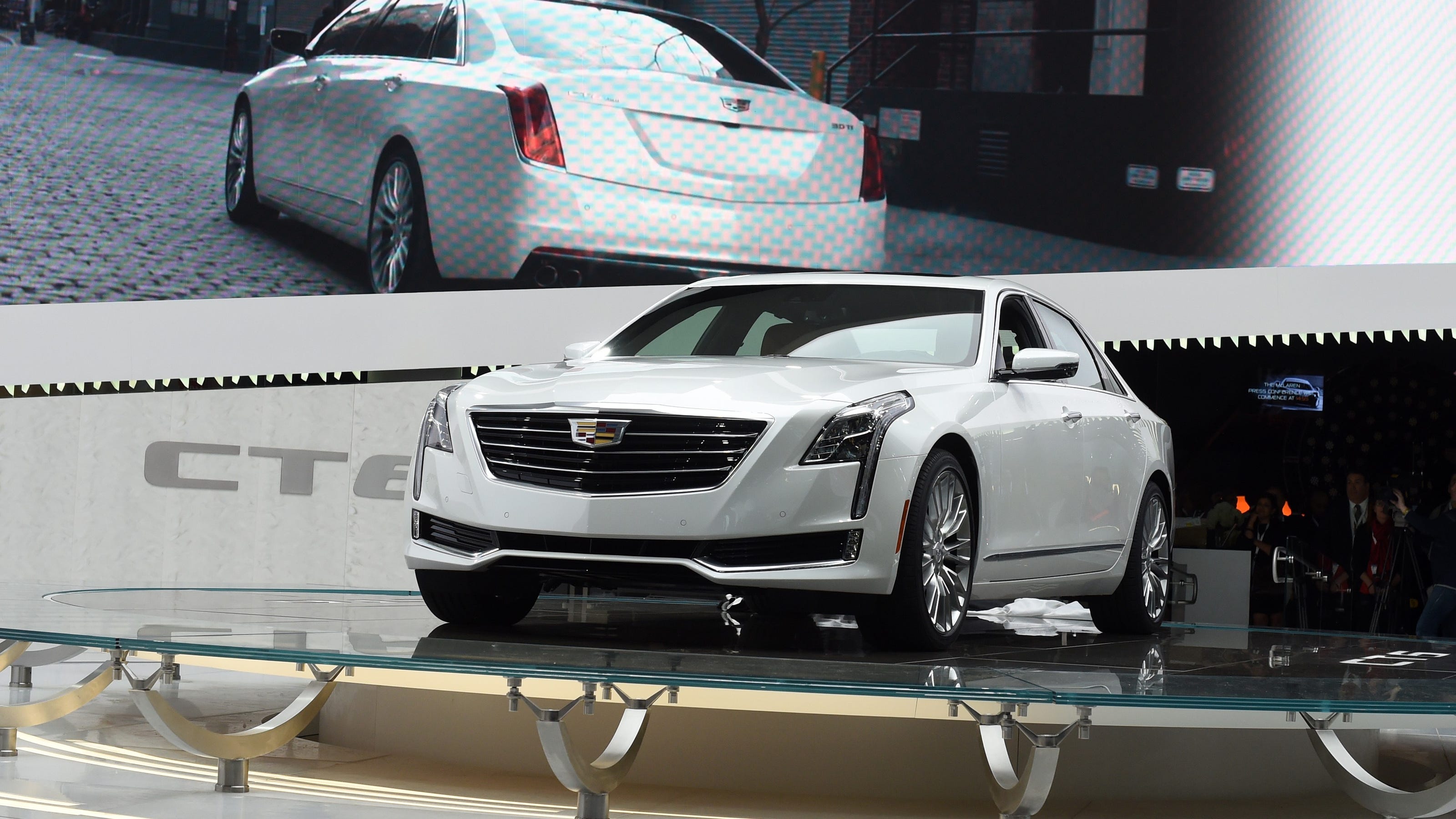 Once Cadillac S Show Horse Ct6 Limps To Its Last Detroit Show