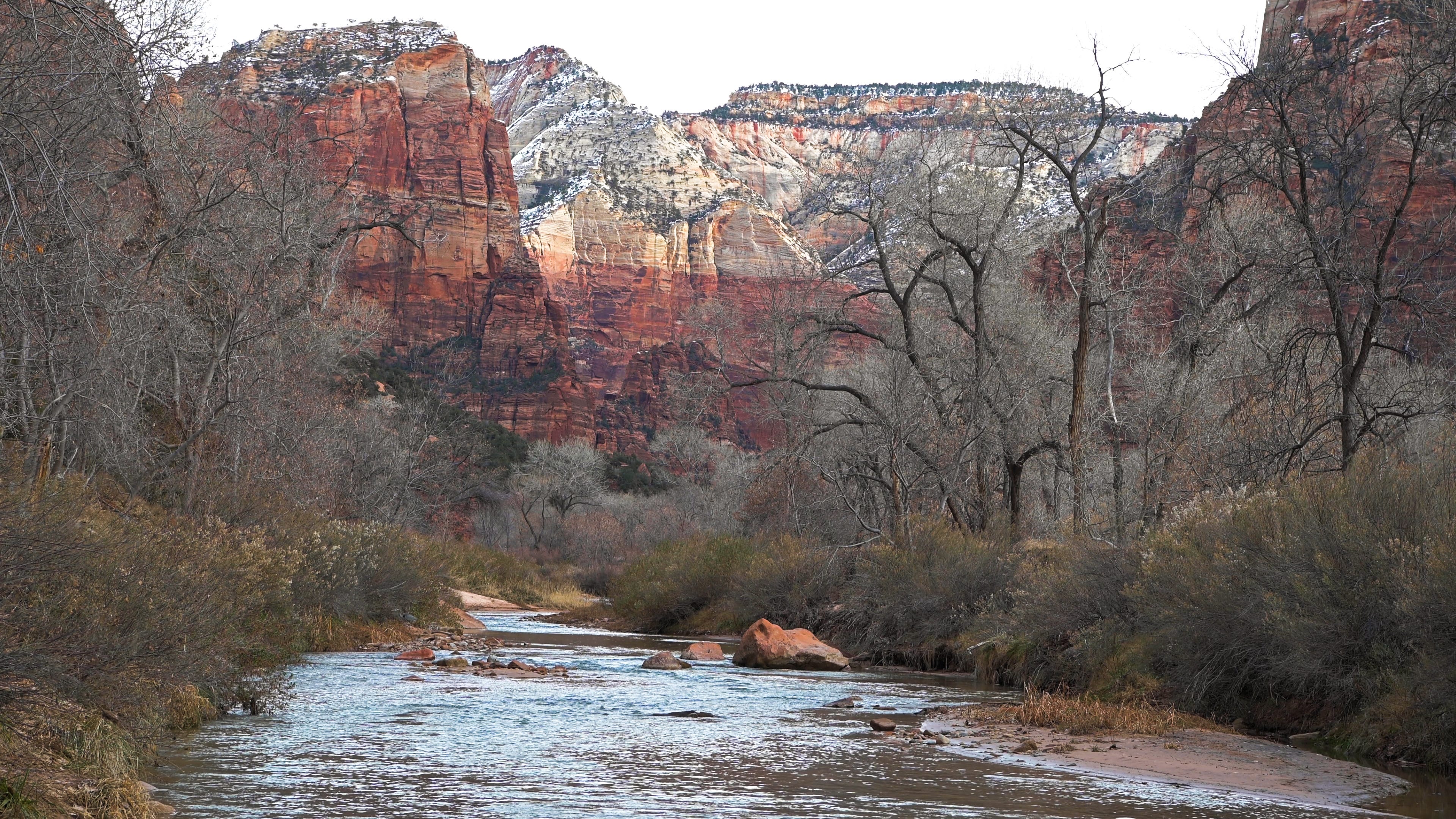 Zion National Park struggles to stay open during government shutdown