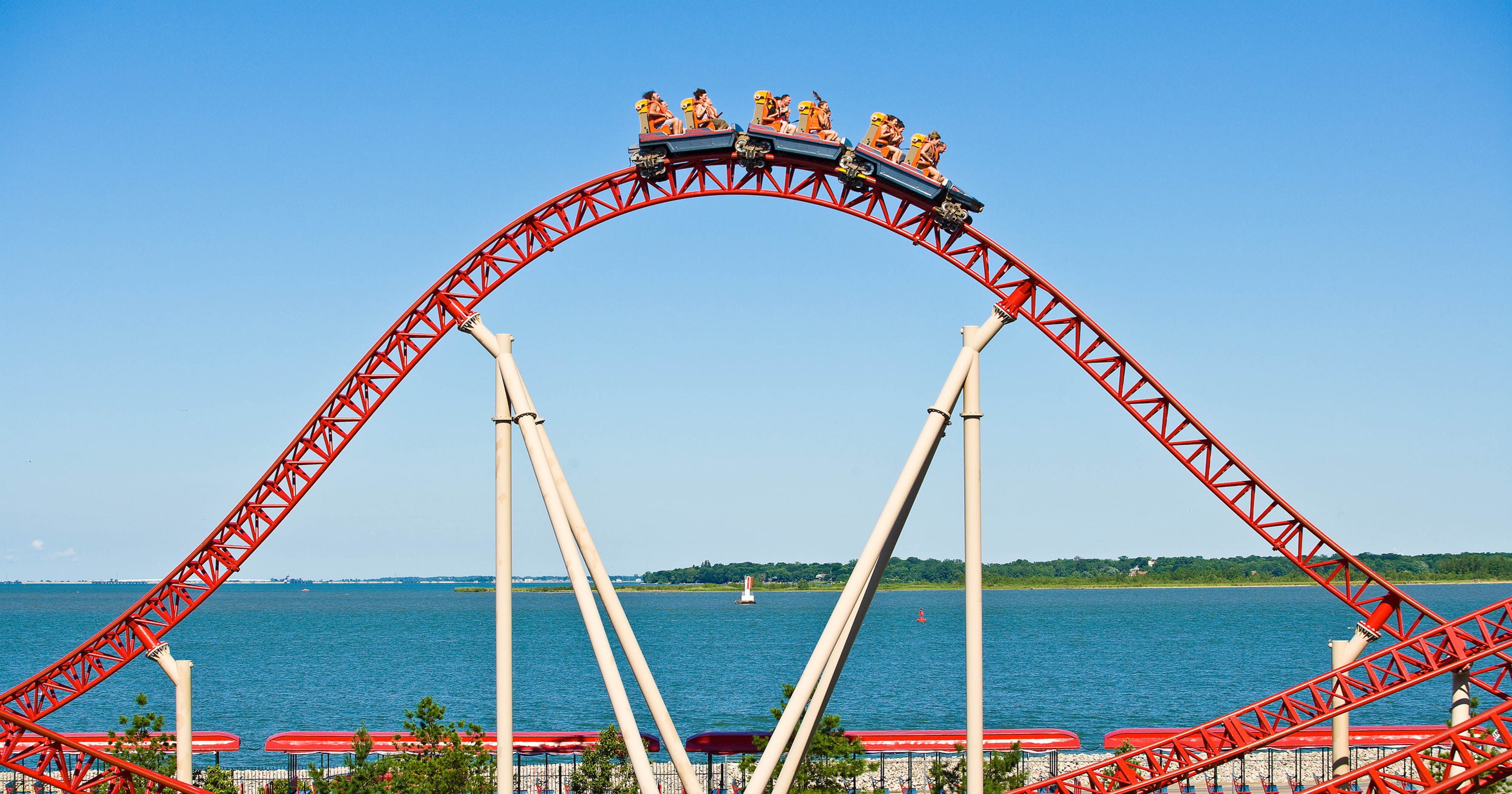 Cedar Point offers unlimited visits with 2020 gold pass