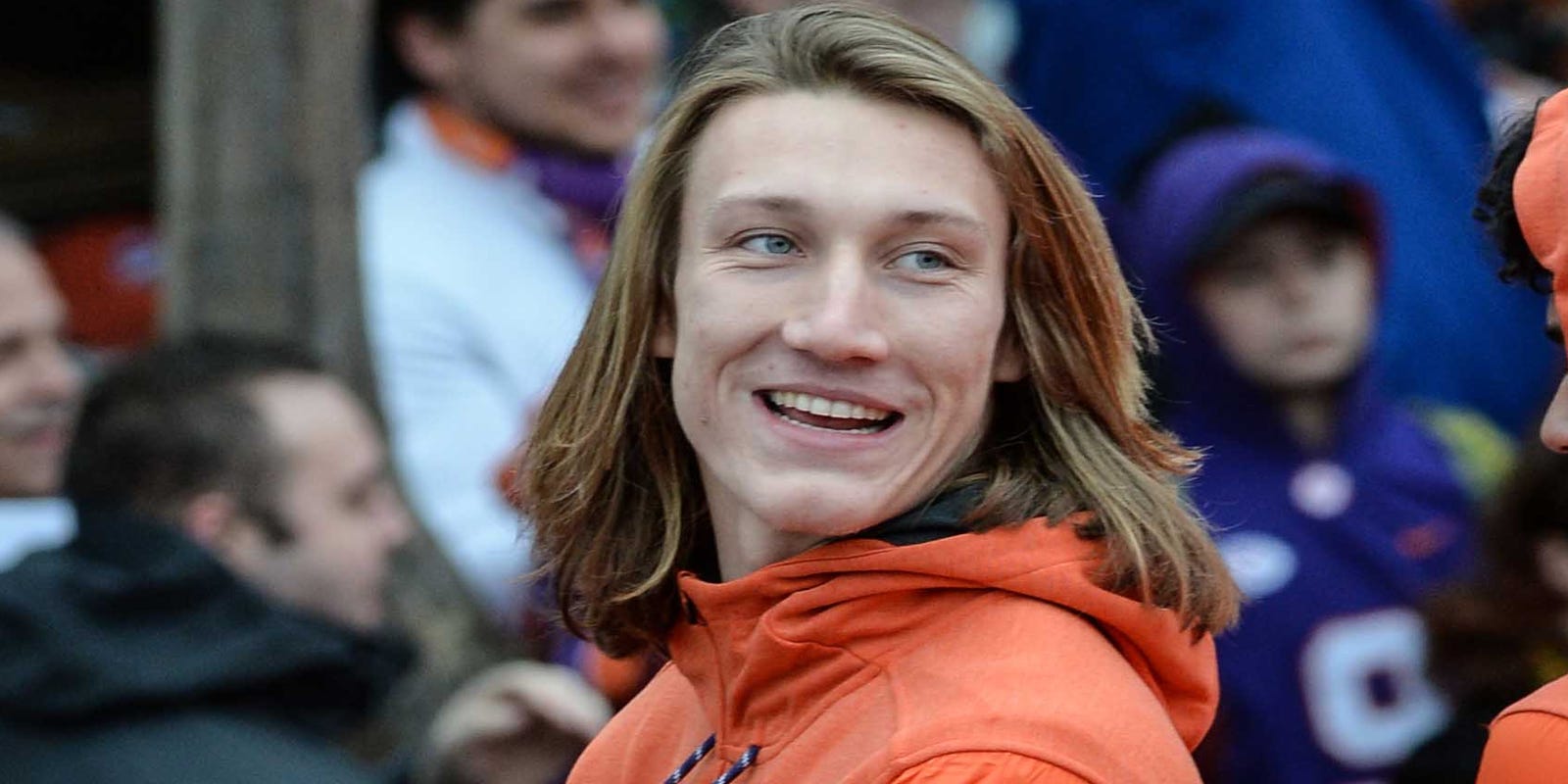 Clemsons Trevor Lawrence Denies Calling White House Meal