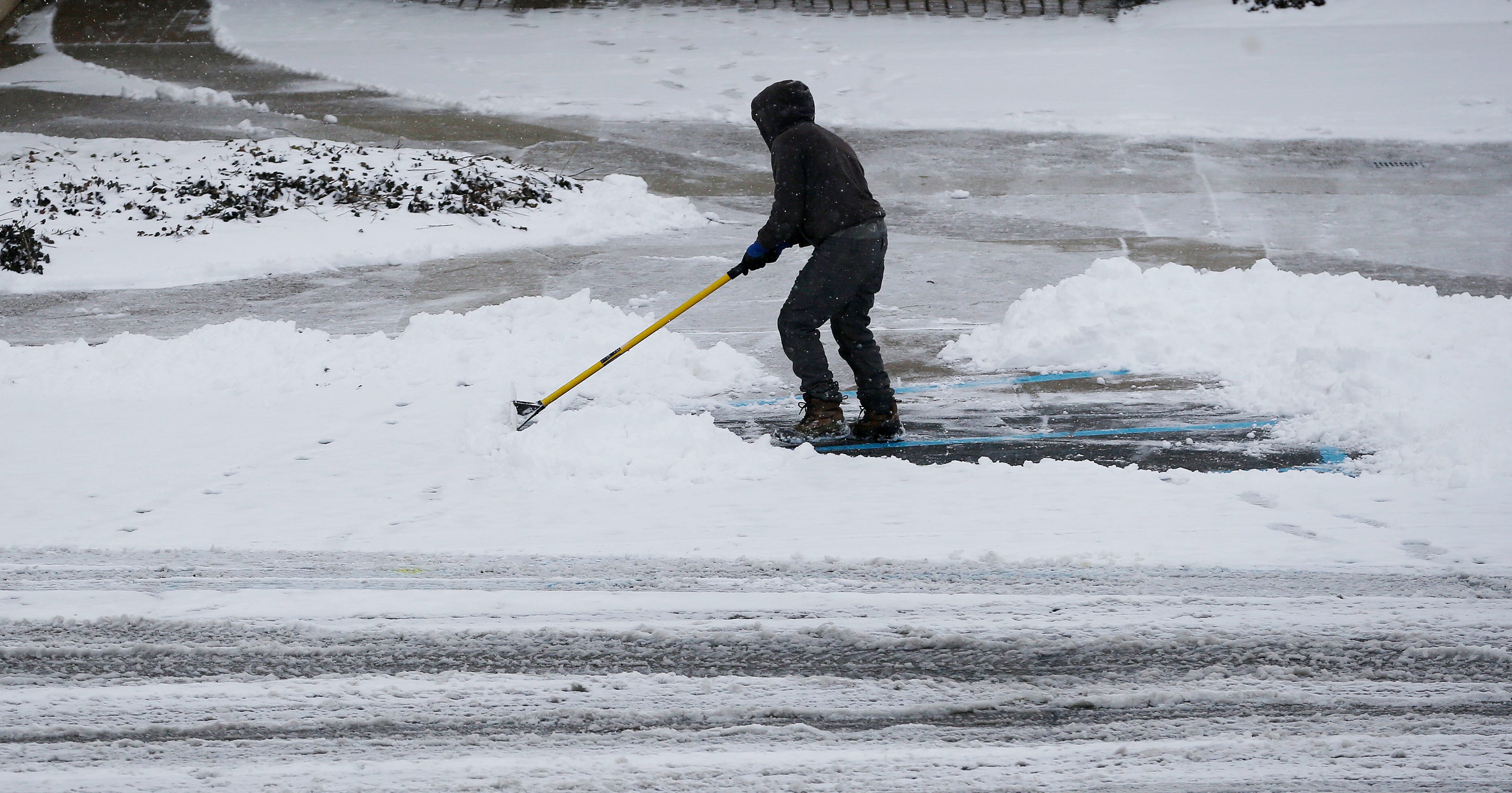 Weather forecast: Snow accumulated overnight in the Greater Cincinnati area
