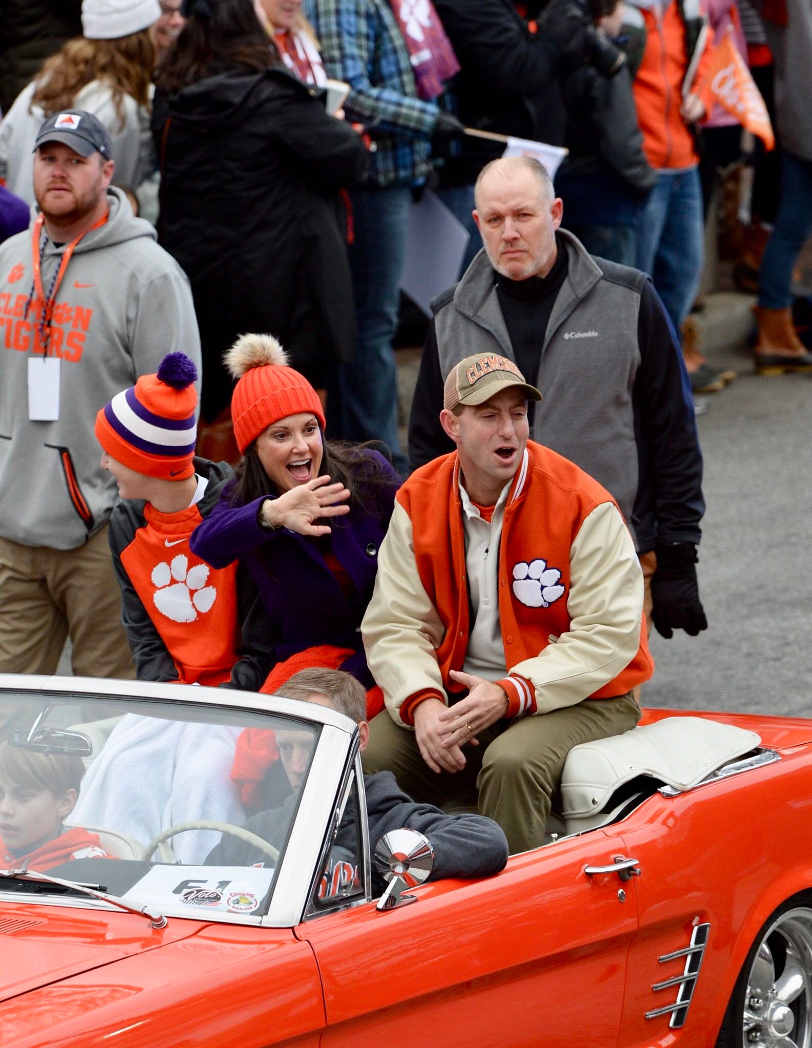 The jacket Dabo was wearing today... - Tiger Boards Archive Forum