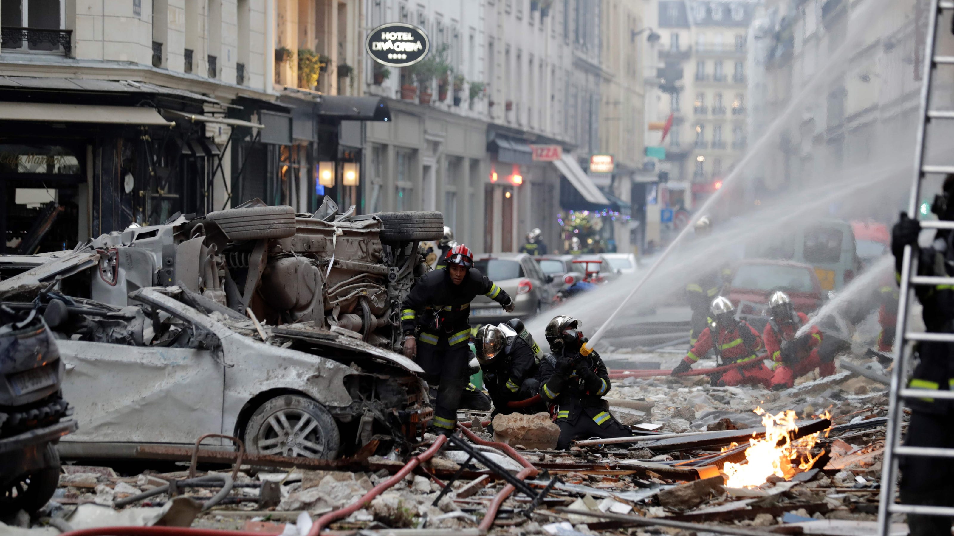 19 октября 2015. Теракт в Париже 13 ноября 2015. 13 Ноября 2015 Франция теракт. Теракты Париж ноябрь 2015.