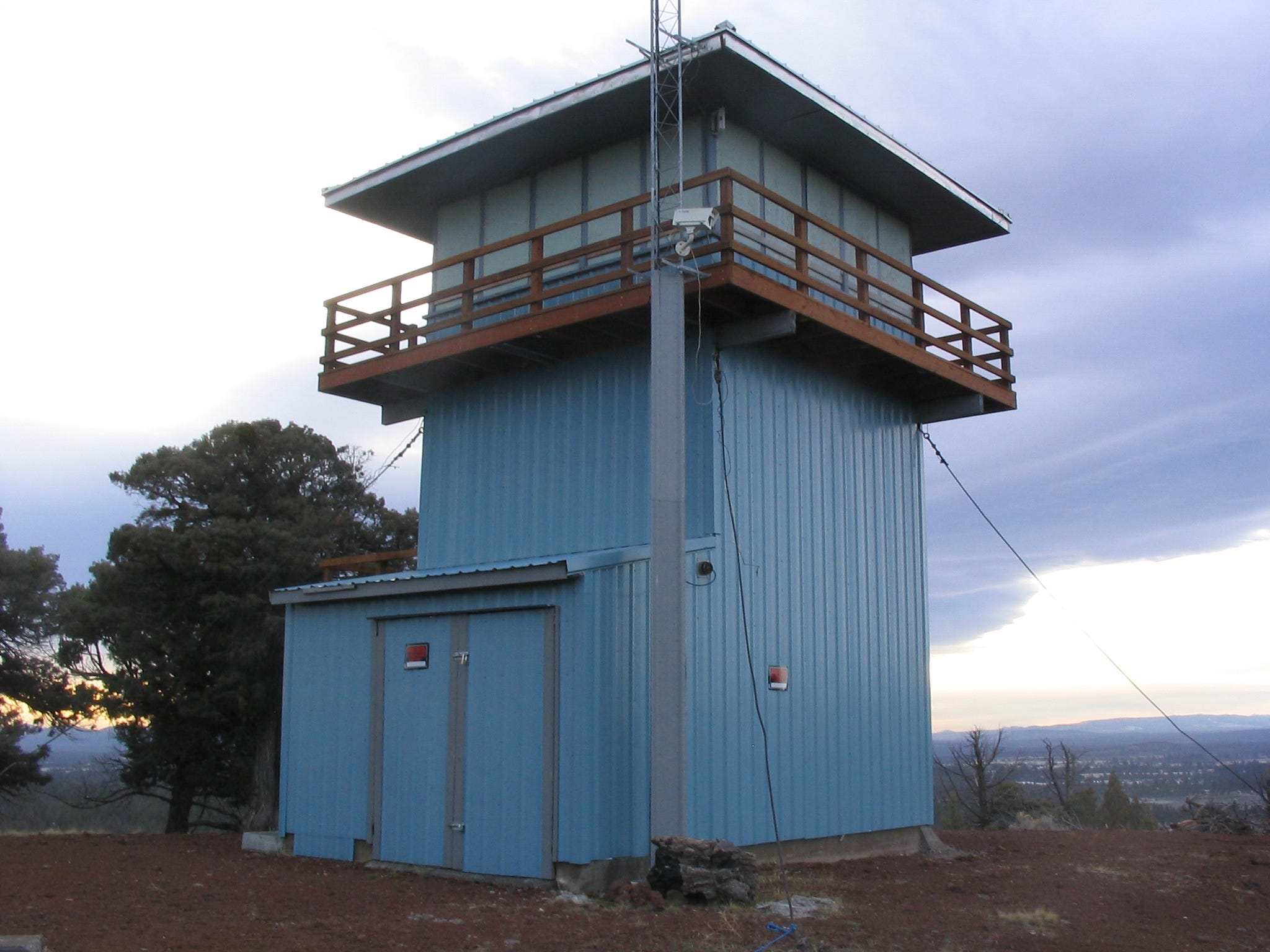 ODF hiring for fire lookout jobs, including one atop 90foot tower