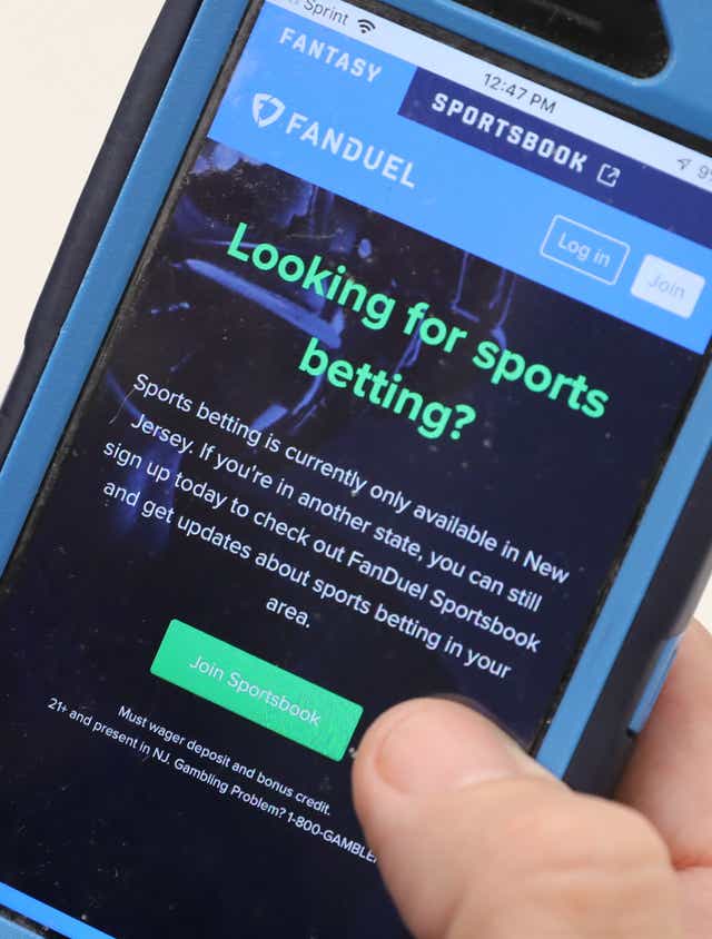 How to bet on your phone
