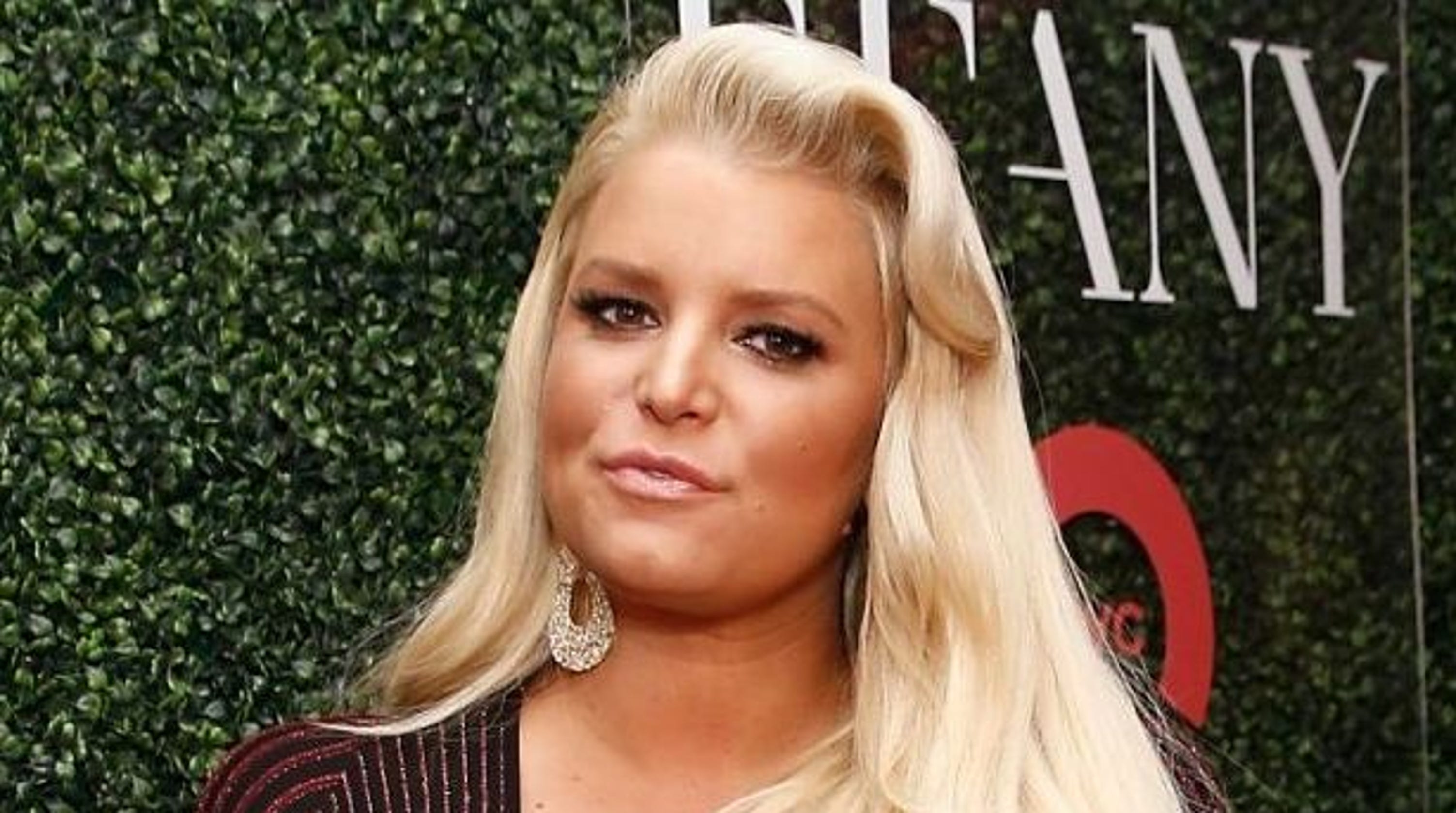 Jessica Simpson Reveals Unborn Daughters Name At Baby Shower