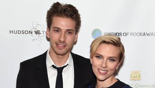 NEW YORK, NY - NOVEMBER 18:  Actors Hunter...