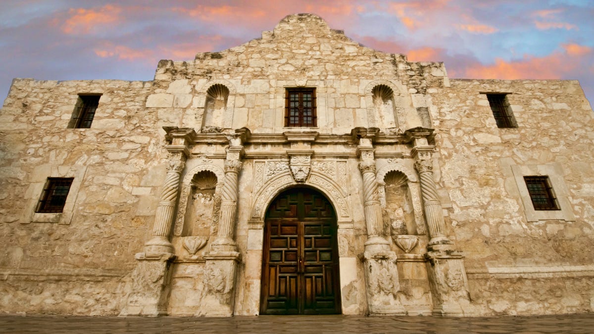 In Texas, the Alamo and four other San Antonio missions have won status as a World Heritage Site.