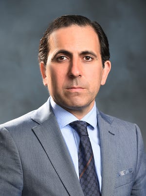 Dr. Martin Mortazavi
