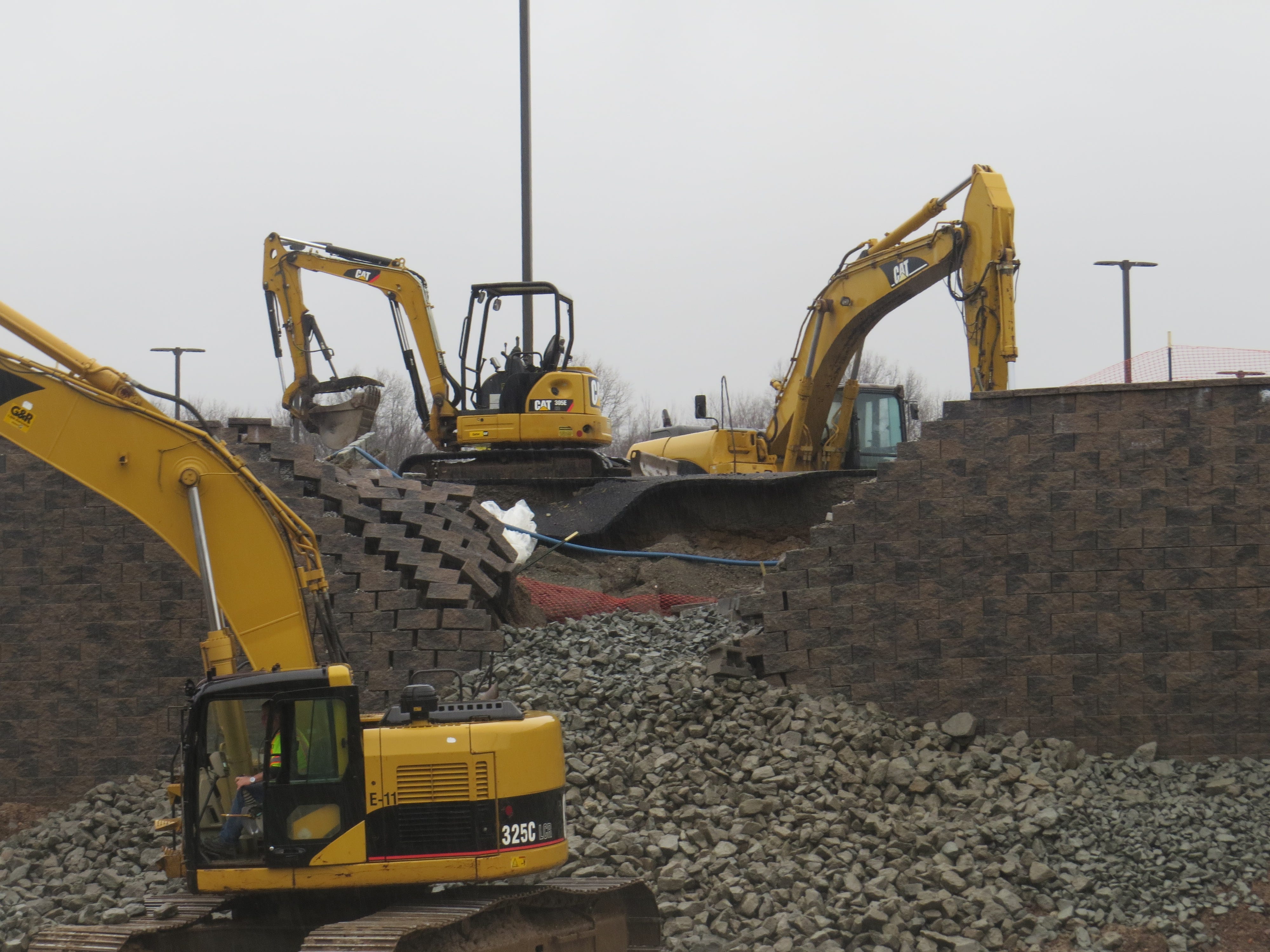 Partial Collapse Gouges Great Wall Of Parsippany