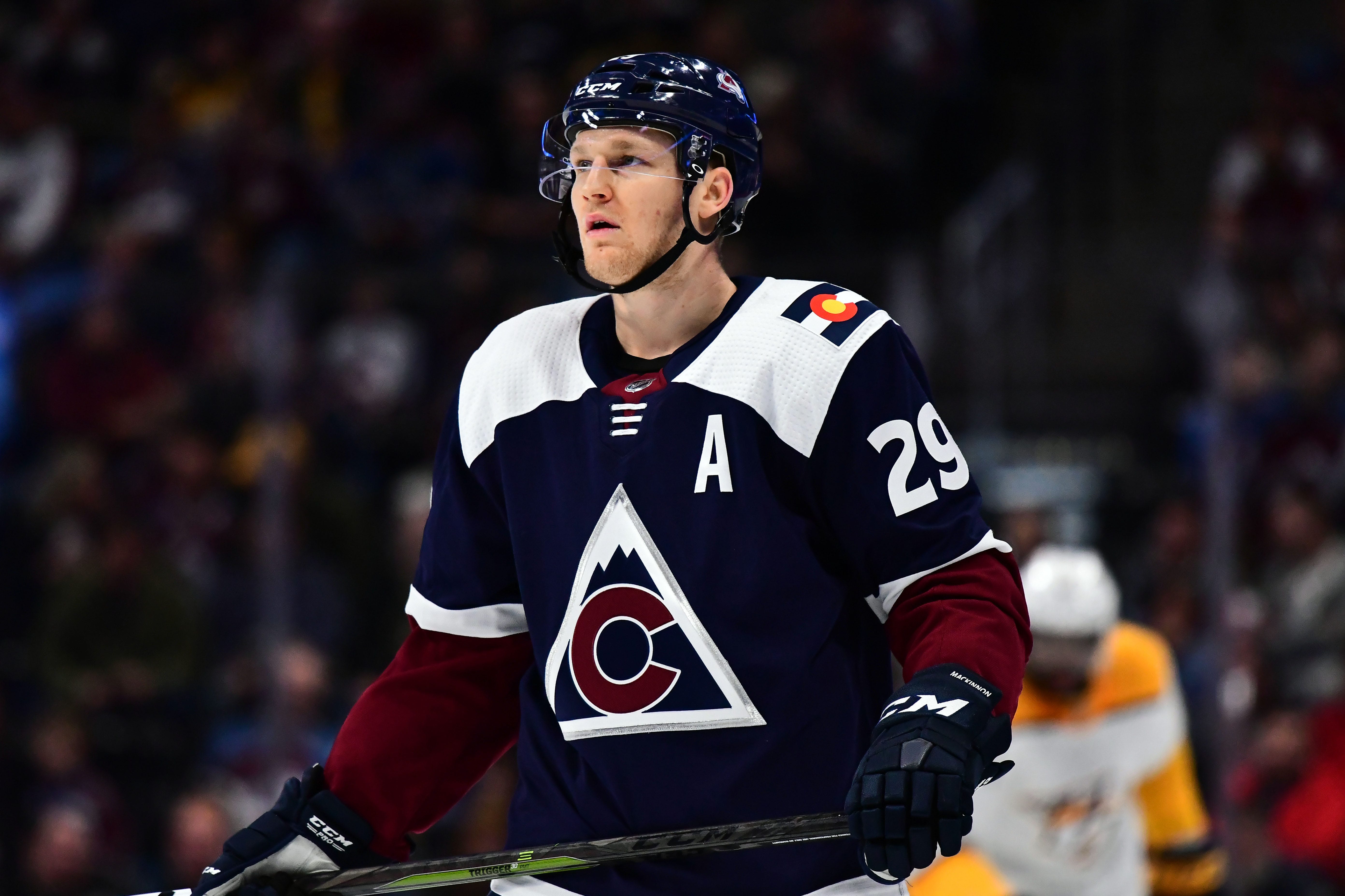 mackinnon nhl