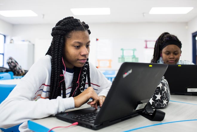 January 28 2019 - Sabrina Ewing works on a laptop during Tamatha Smith's reading horizons class at Kirby High School. A Shelby County Schools plan to address inequities across the district would put a laptop or a similar electronic deviceÊin every student's hands over the next six years.Ê