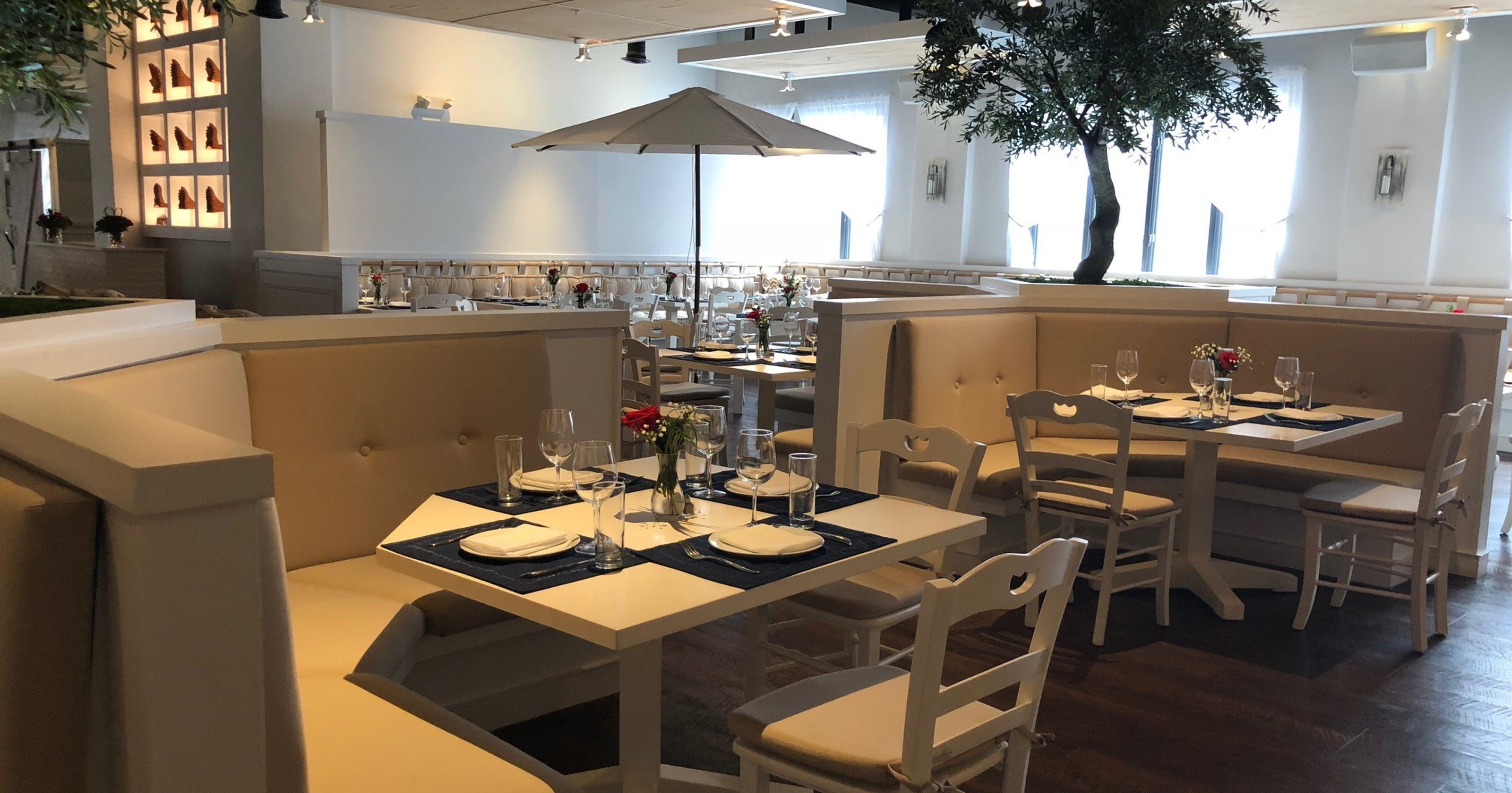 Romantic restaurants for Valentine's Day dinner in NJ