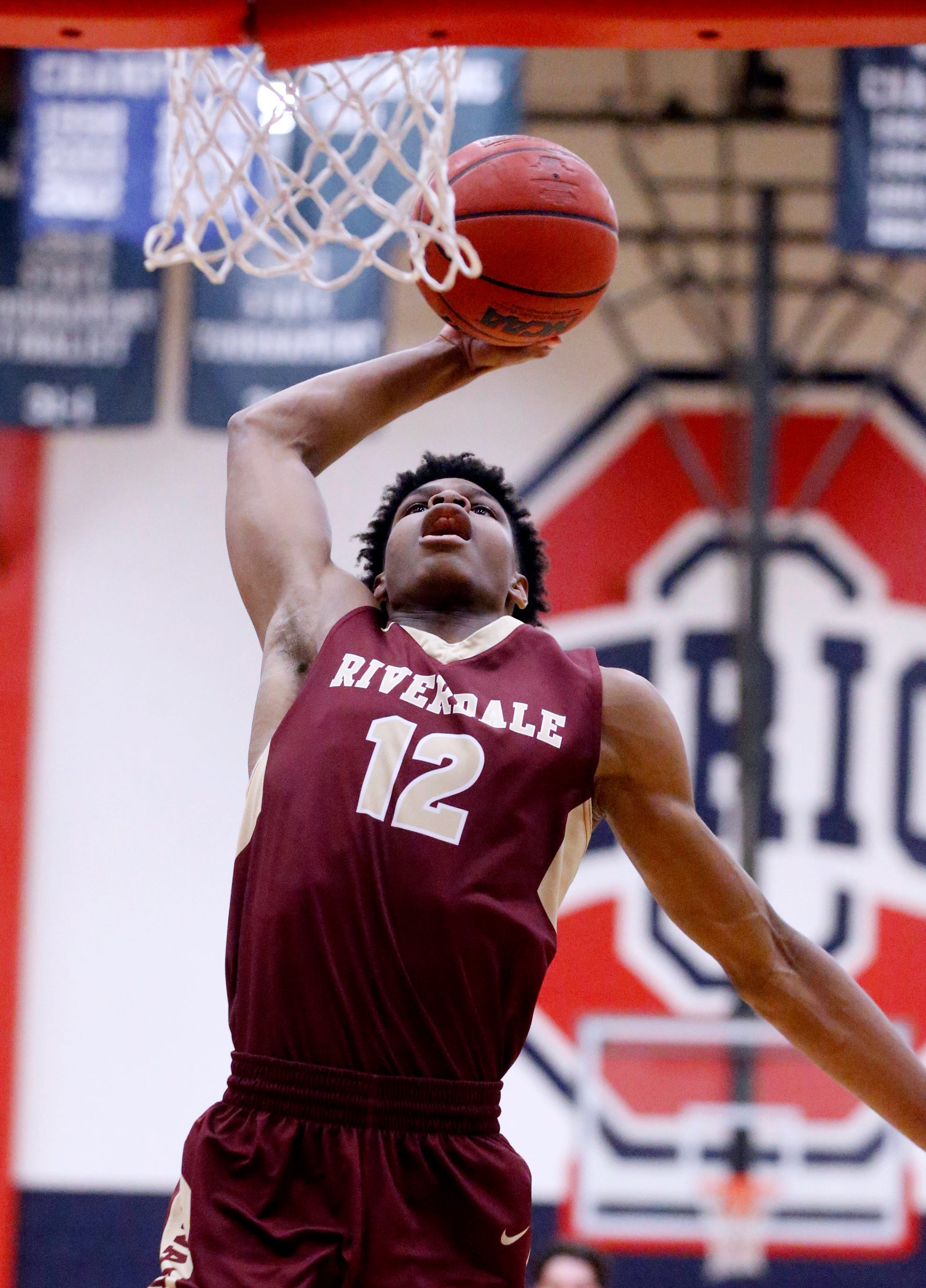 High school basketball Slam dunk contest