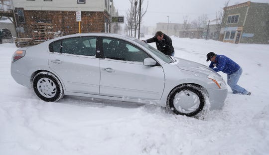 A car in the snow.