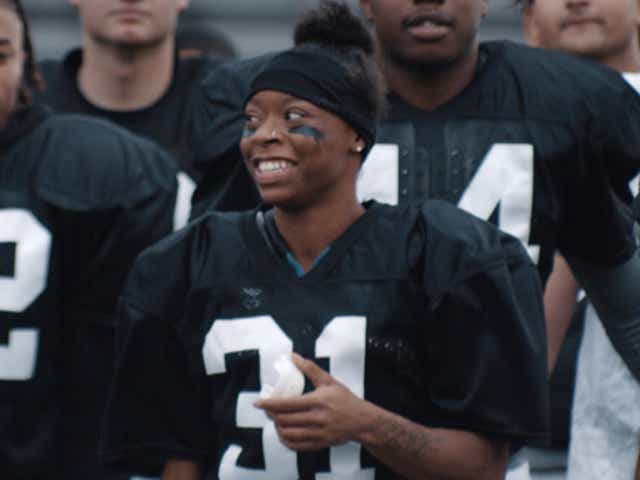 Toni Harris Woman From Super Bowl Ad Lands Football Scholarship