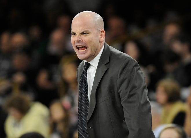 Oakland women's coach Jeff Tungate missed seven games with a back injury.