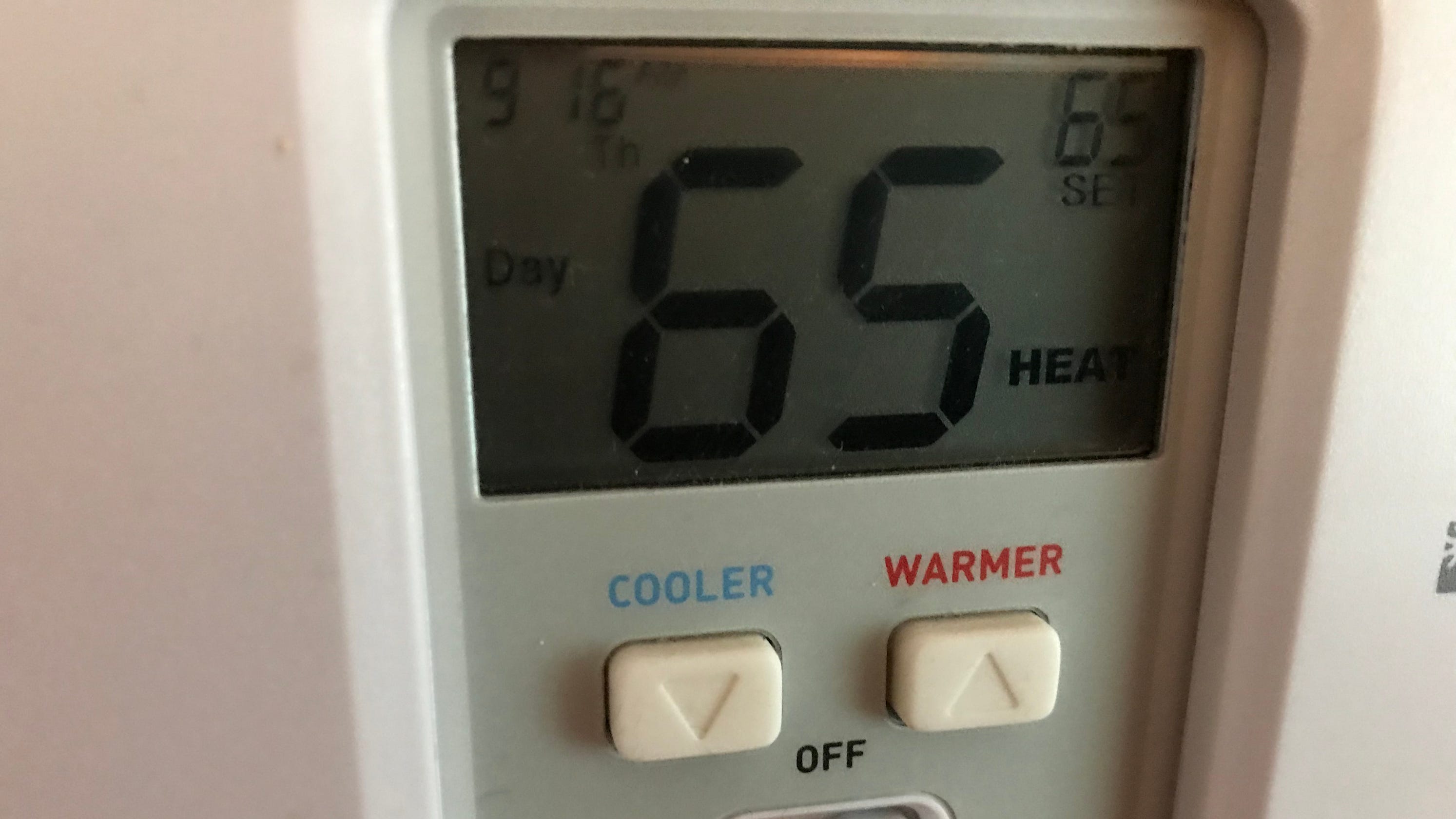 Consumers Energy, DTE ask customers to reduce usage