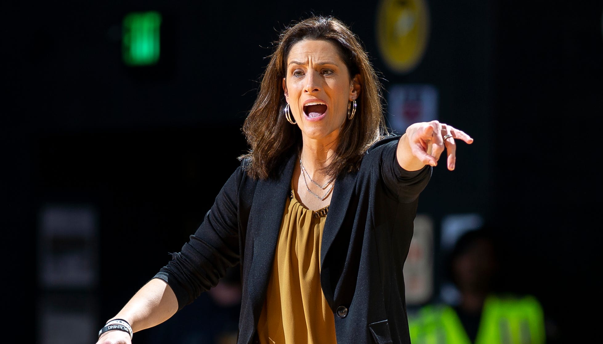 Vanderbilt Fires Women s Basketball Coach Stephanie White Reversing vanderbilt-fires-women-s-basketball-coach-stephanie-white-reversing