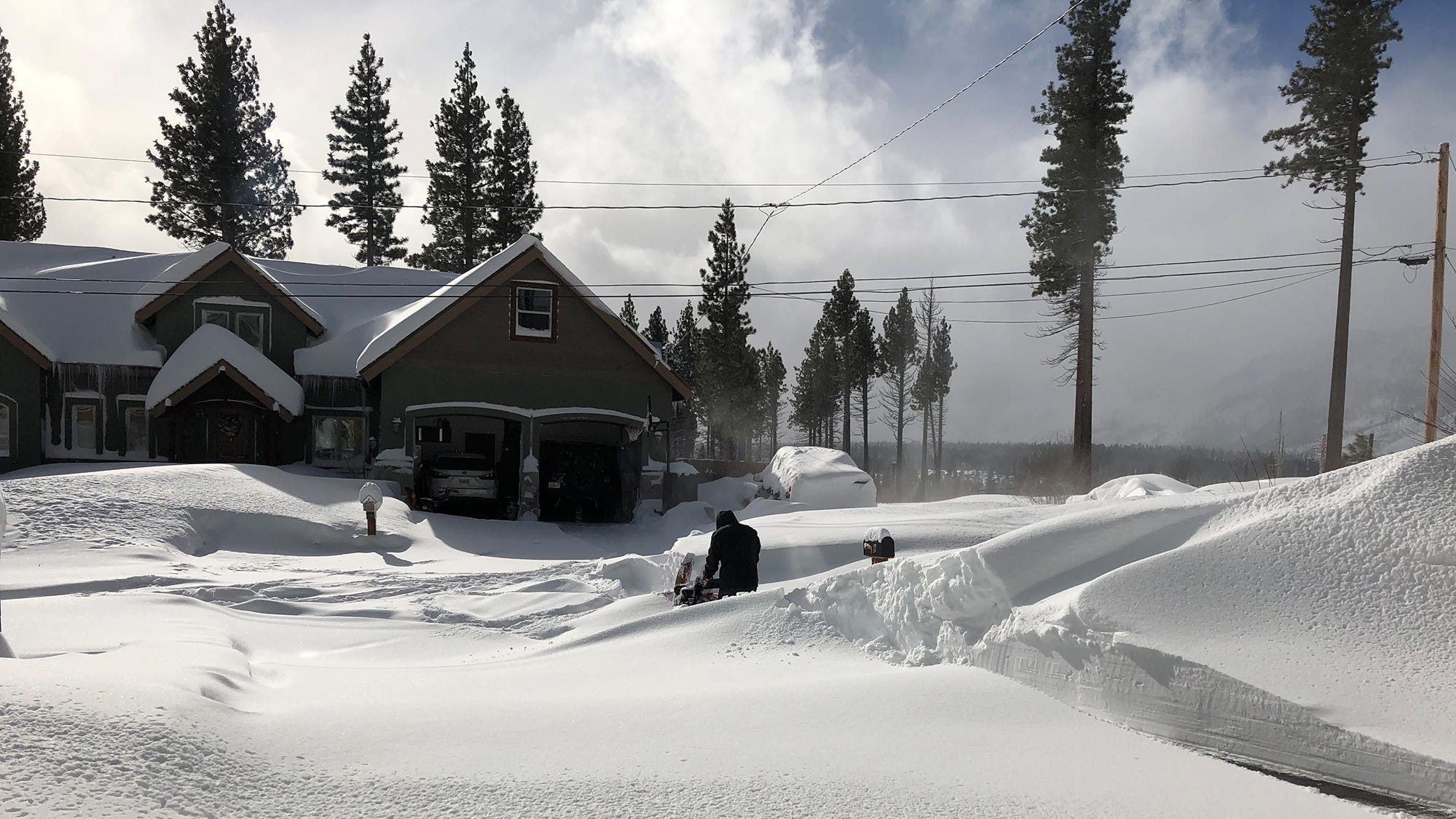 Deja vu Up to 2 feet of snow in Tahoe, 4 feet at Donner this weekend