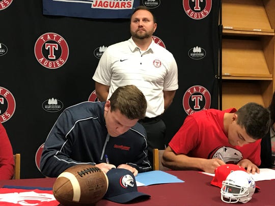 Tate Highs Hunter Riggan And Patrick Palmer Sign With South