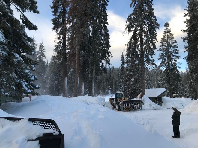Following a snow storm earlier this week, 120 guests and staff at Sequoia National Forest's Montecito Lake Resort were snowbound.