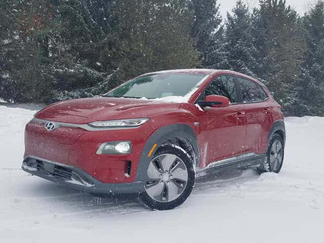 Hawaii Inspired Hyundai Kona Ev Meets Detroit Winter