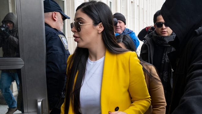 El Chapo Wife Wear Matching Velvet After Jury Hears From Girlfriend El Chapo Wife Wear Matching Velvet After Jury Hears From Girlfriend
