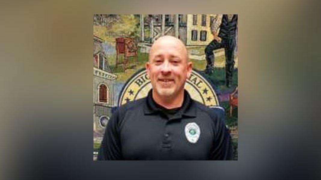 Chief of Rising Sun, Indiana Police Department killed in crash