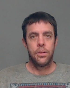 Arrest photo of Deric Leavitt