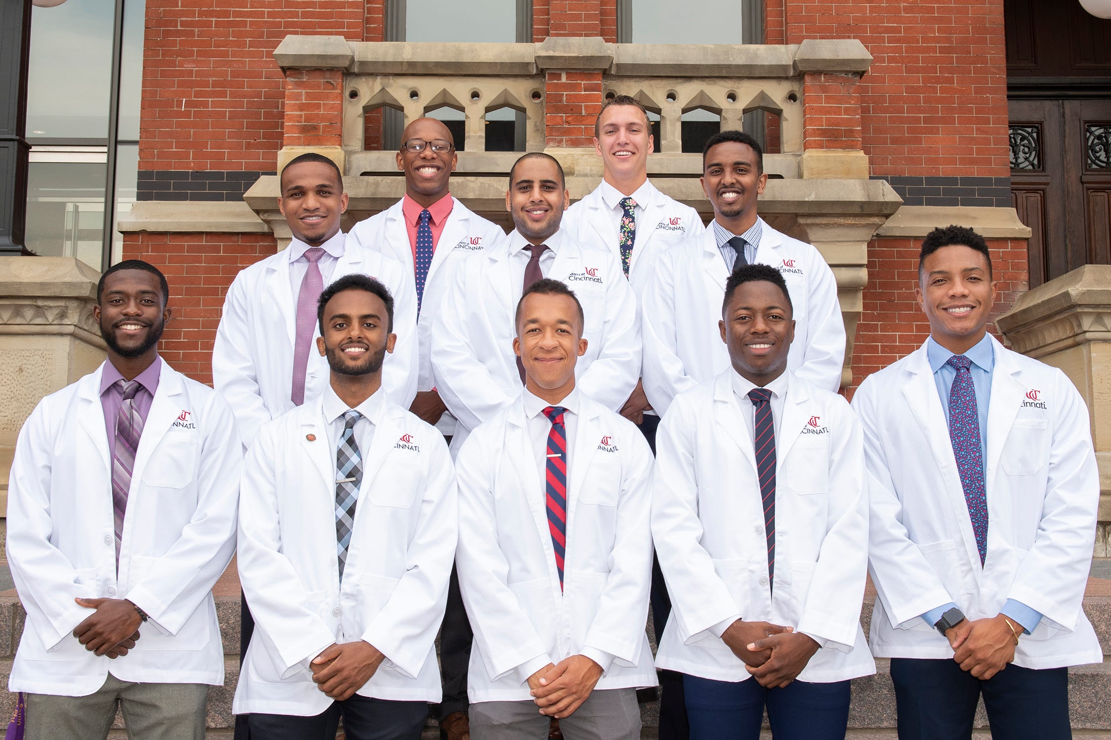 African-American enrollment in medical school lags other groups