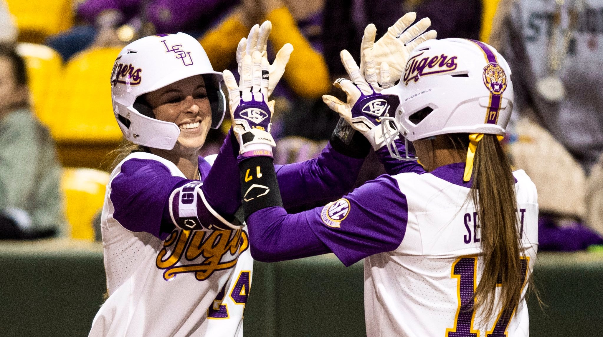 LSU softball catch makes ESPN SportsCenter Top 10