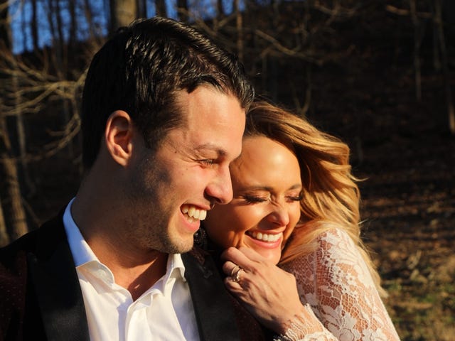 Miranda Lambert Posts Wedding Photos After Eloping With Brendan
