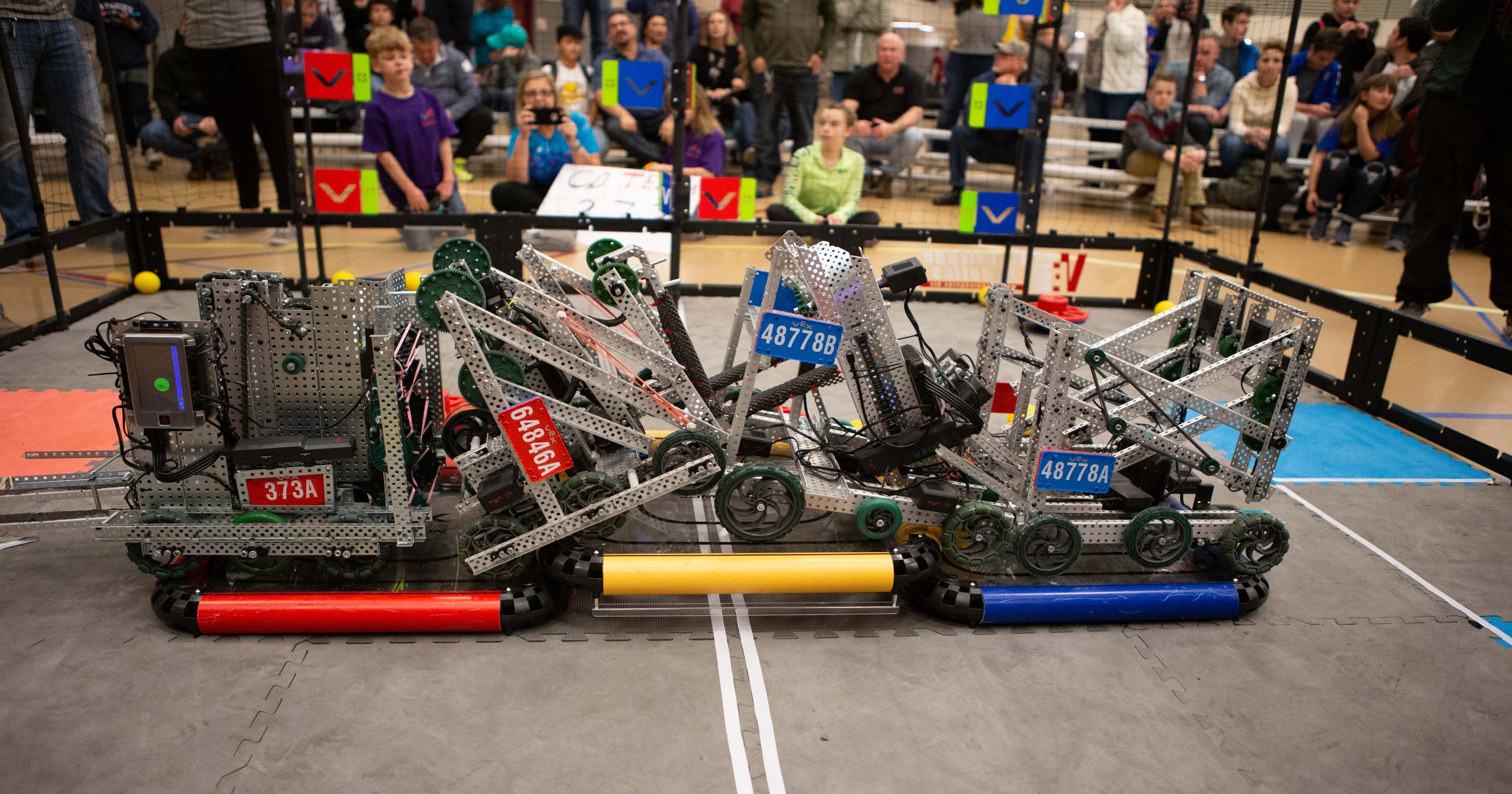 Teams battle in VEX Robotic Competition at NMSU