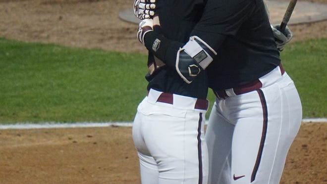 Florida State's Leslie Farris and Cassidy Davis.