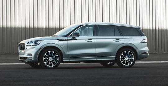 Lincoln Aviator Adds Muscle To Its Luxurious Looks