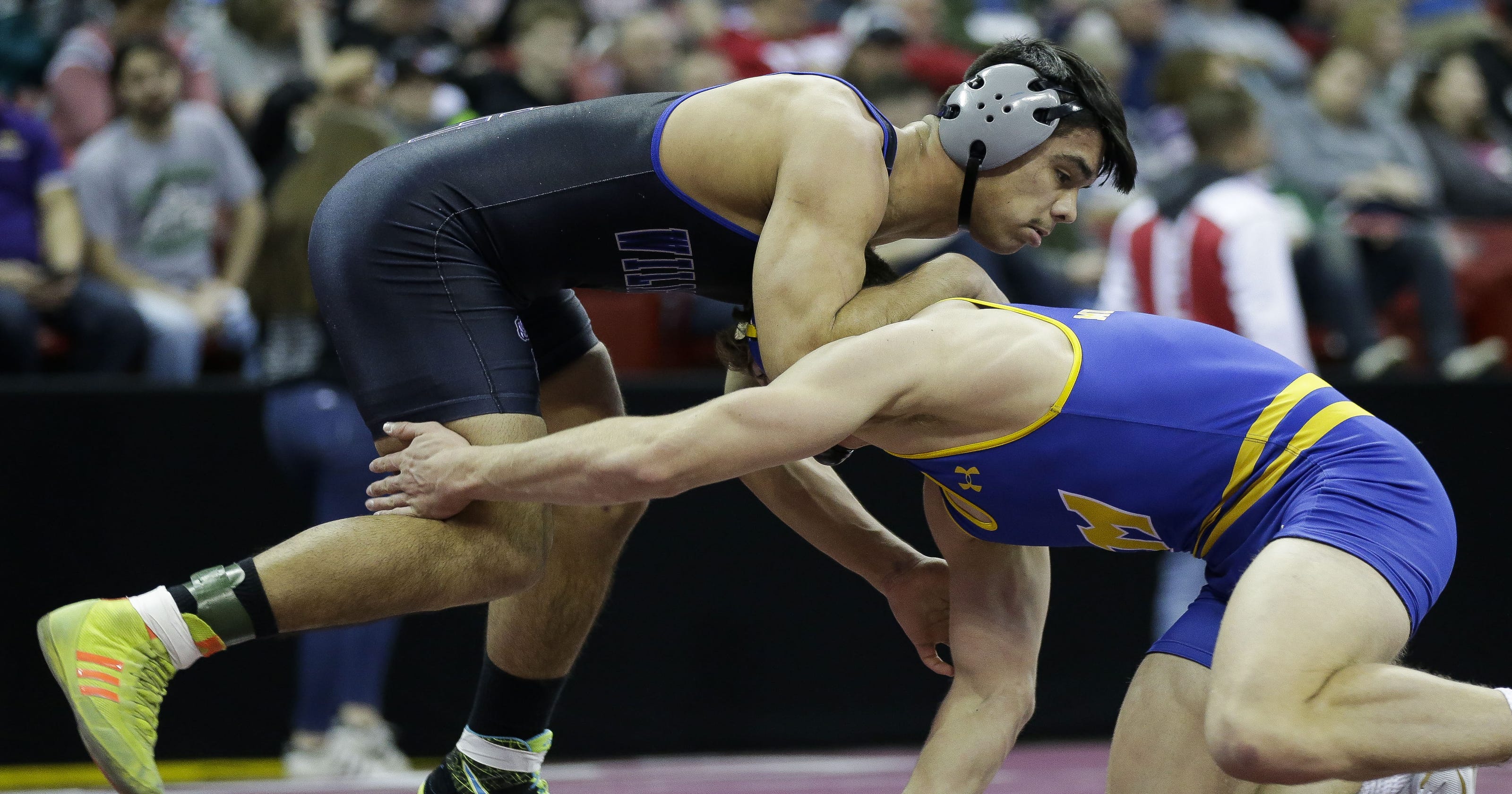 WIAA state wrestling Winneconne's Meunier pinned in 106 championship