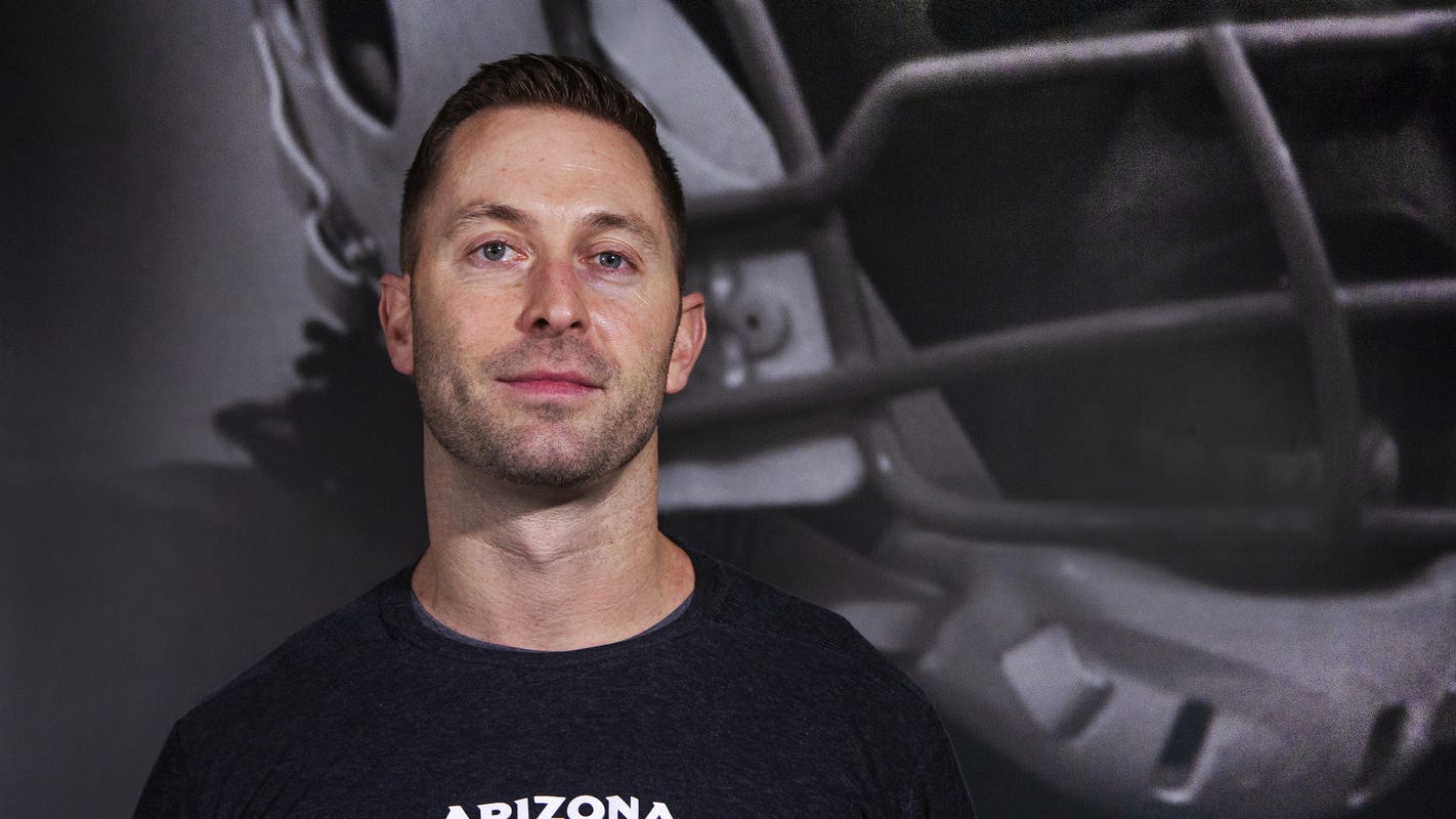 Nfl What Makes Arizona Cardinals Coach Kliff Kingsbury So