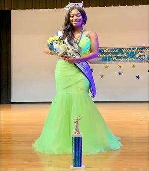 Ajayla Shanell Rasin was crowned the 2019 Miss Black Clarksville.