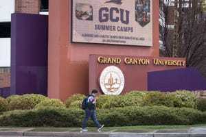 Grand Canyon University Maricopa County Community Colleges Delay Start Of Fall Semester gcu holiday calendar 2021 2022