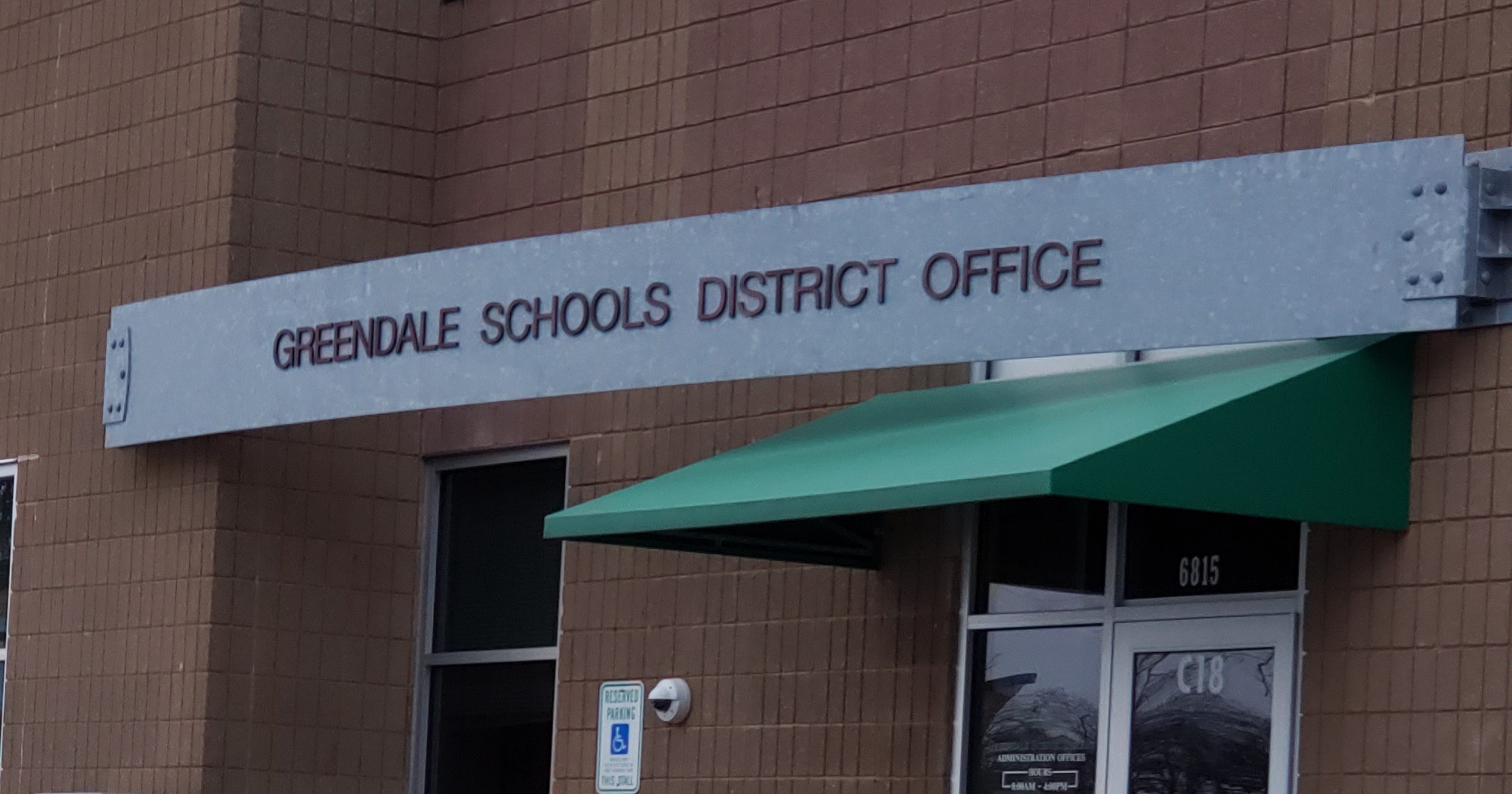 Greendale School Board candidates want good teachers, transparency