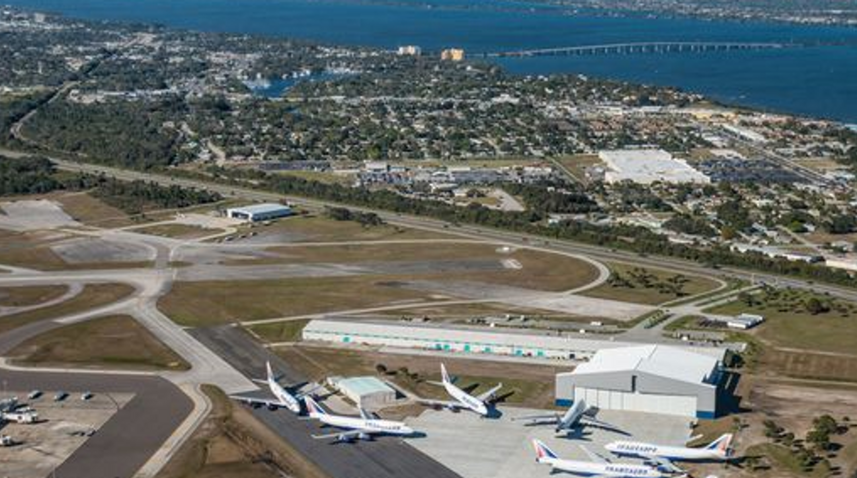 ÎÏοÏÎλεÏμα εικÏÎ½Î±Ï Î³Î¹Î± Orlando International Airport files lawsuit over misleading name