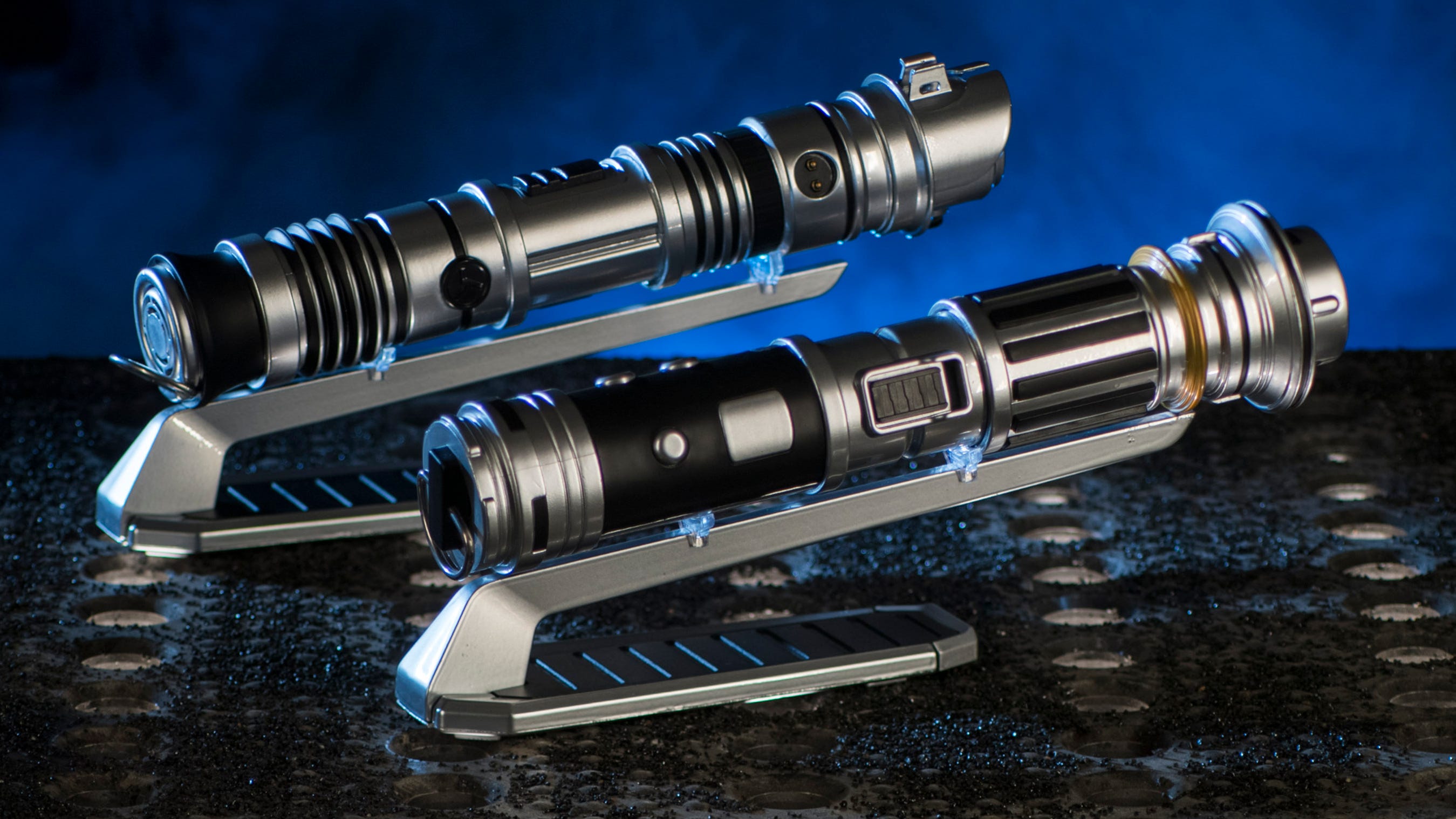 Can you fly with a Disneyland's Star Wars: Galaxy's Edge lightsaber?
