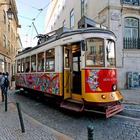 Lisbon's trolleys can get unbearably crowded, so...