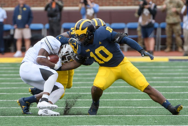 Devin Bush led the Wolverines in tackles each of the last two seasons.