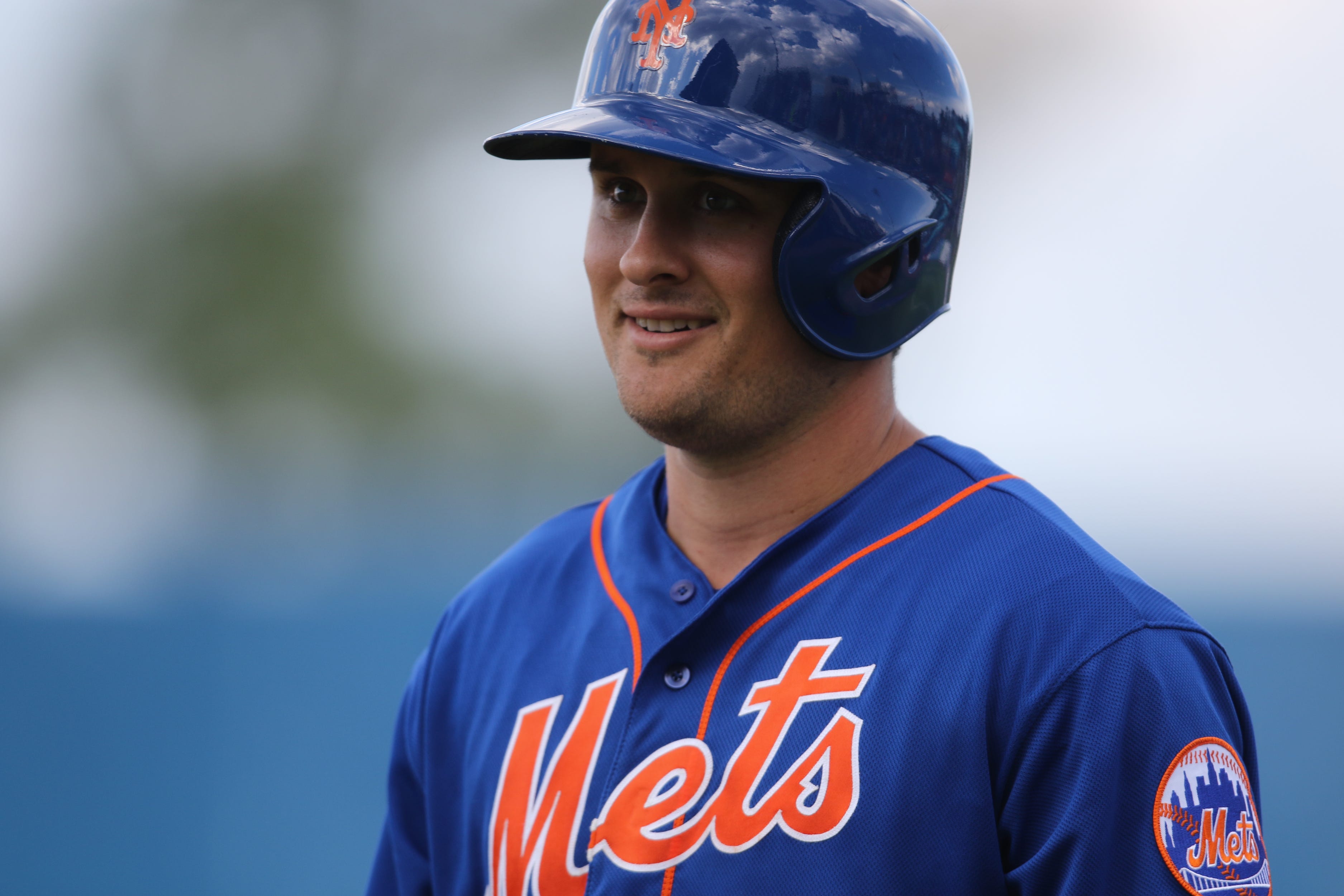 Mets batting helmet clearance