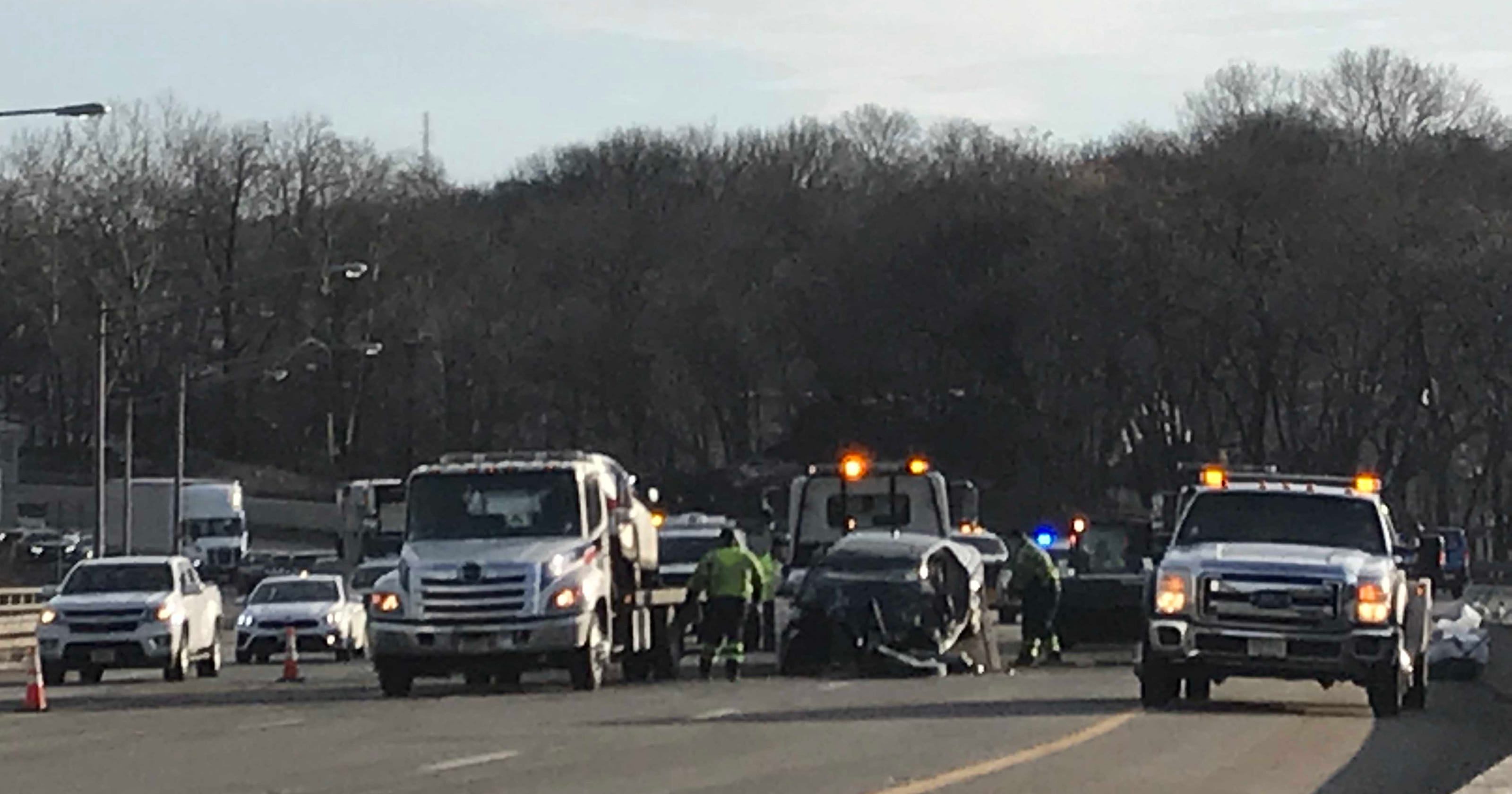 One dead in crash on Route 80 in Woodland Park NJ