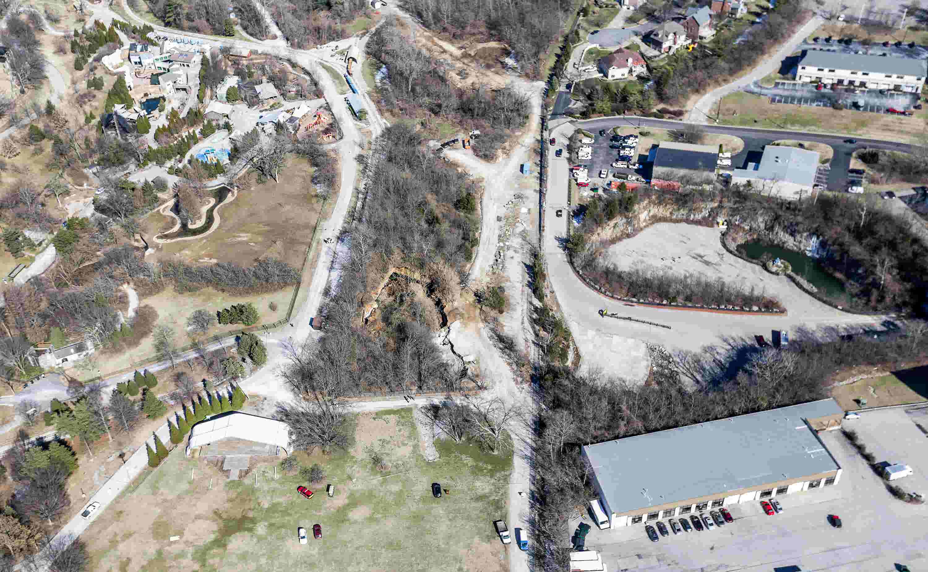 Kentucky sinkhole: Video from above of Louisville Zoo