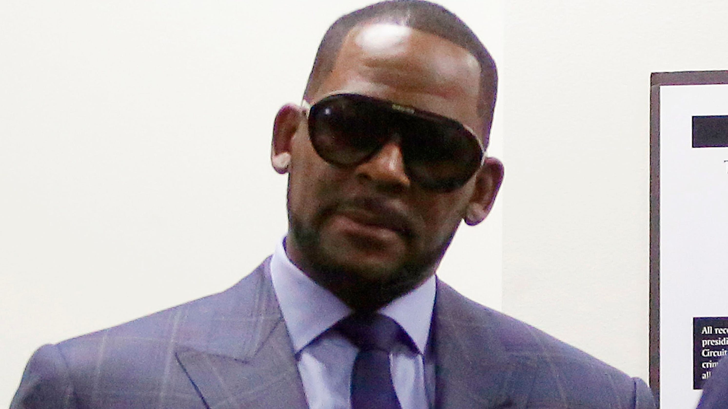 R. Kelly goes to court over child support after heated CBS interview2986 x 1680