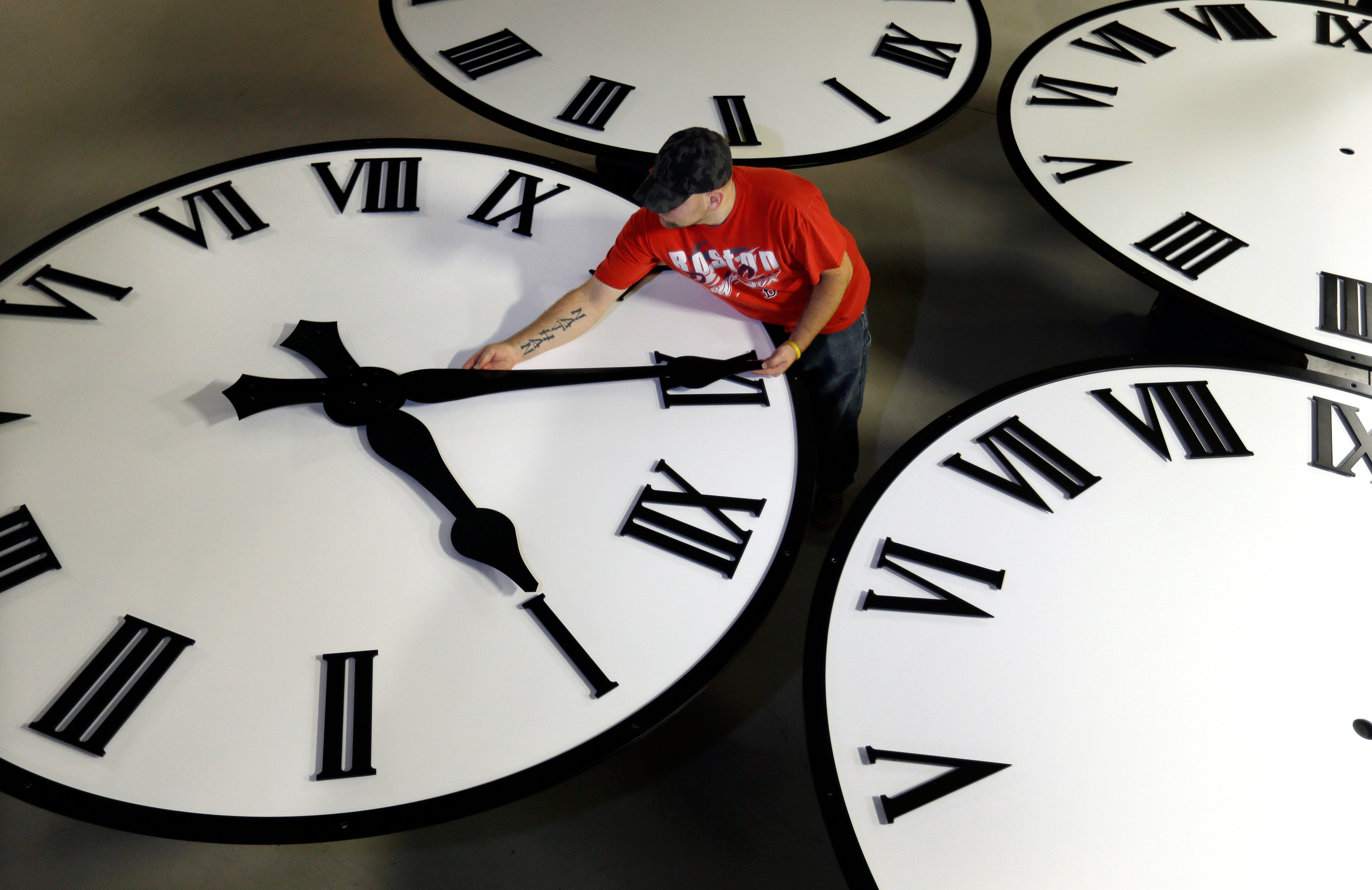 Daylight Savings Time Is Coming Sunday Get Ready To Spring Forward